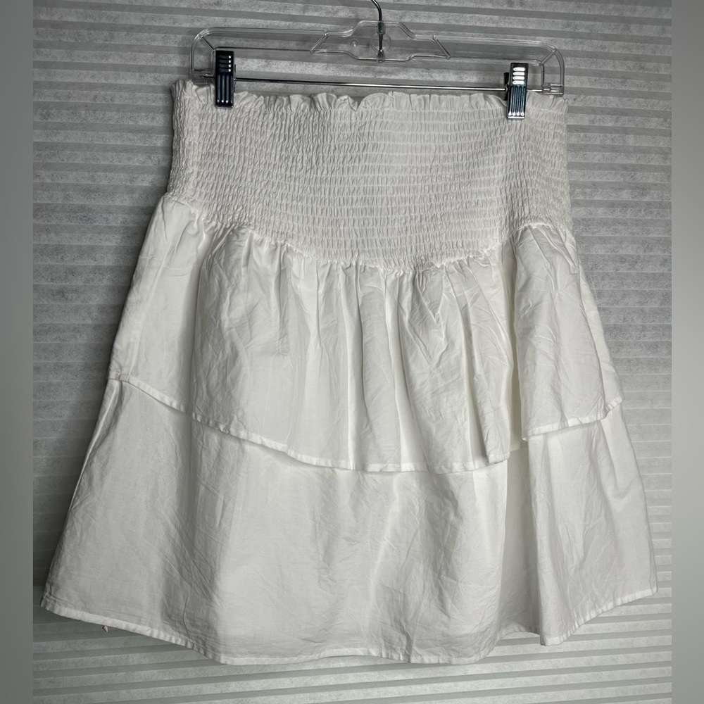 Ruffled short white mini skirt XL NWT 
HT 360 Collective 100% cotton
